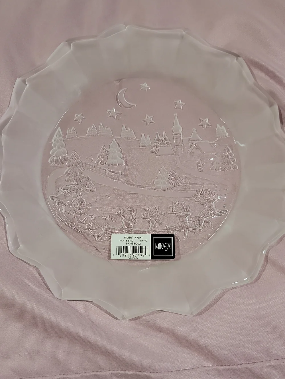 Mikasa Silent Night Frosted Clear Glass Holiday Plate New Holiday Christmas